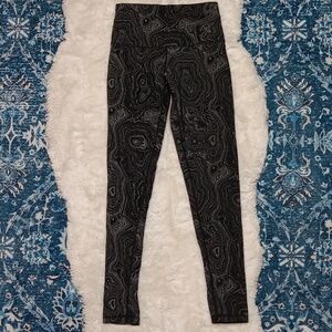 DYI black reflective 7/8 leggings womens sz small